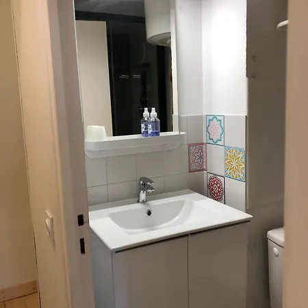 Cosy Avec Grande Terrasse Vue