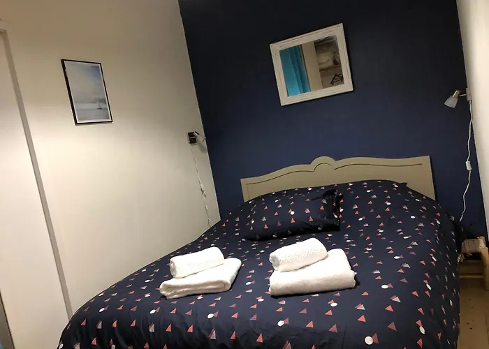 Cosy Avec Grande Terrasse Vue